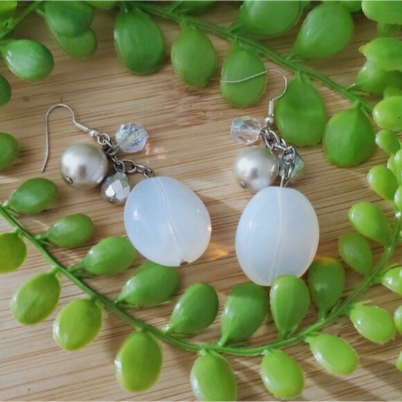 Bijoux France Sterling Silver Teardrop Chandeliere Earrings- New unused - Picture 2 of 5